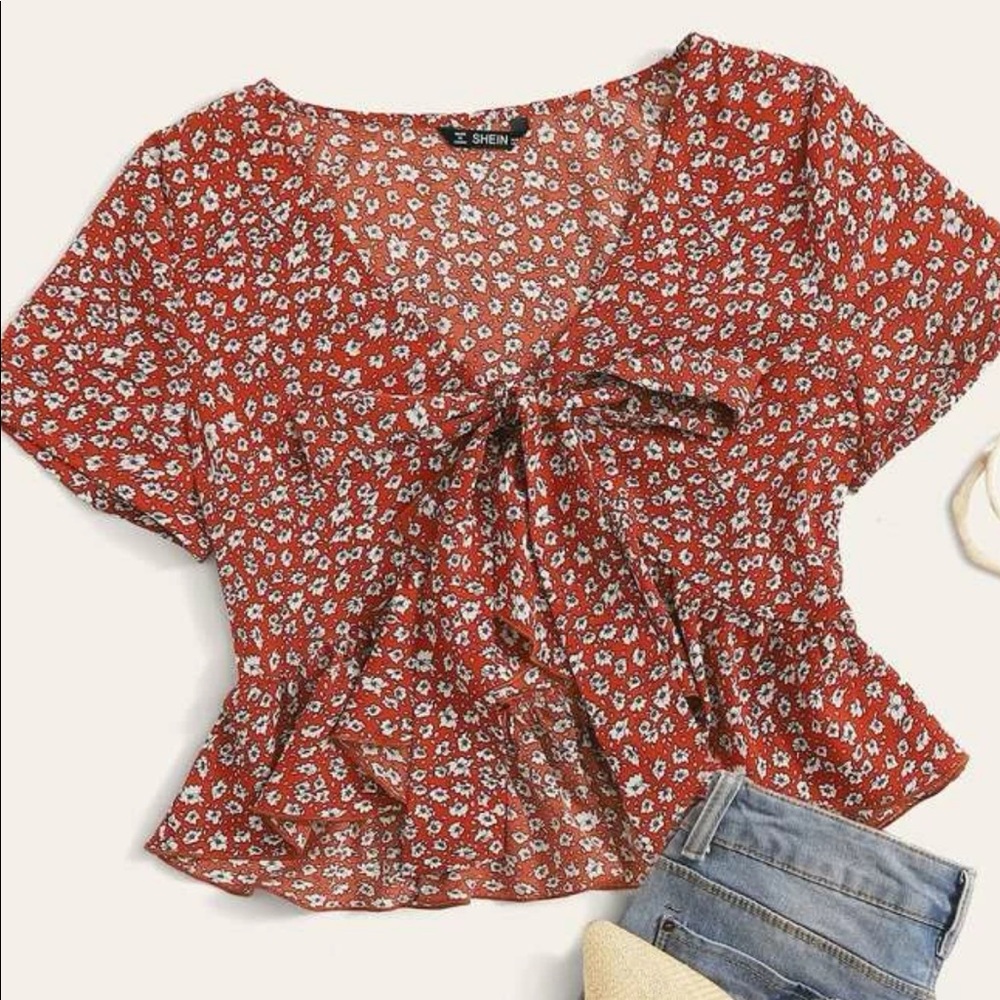 Tie Front Ruffle Floral Top